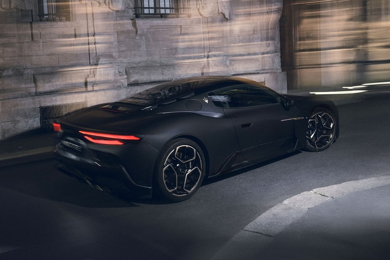 Maserati 正式發表超跑 MC20 全新特別版車型「Notte」