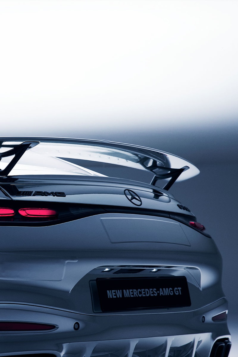 Mercedes-AMG x sacai 最新跨界聯乘企劃正式登場