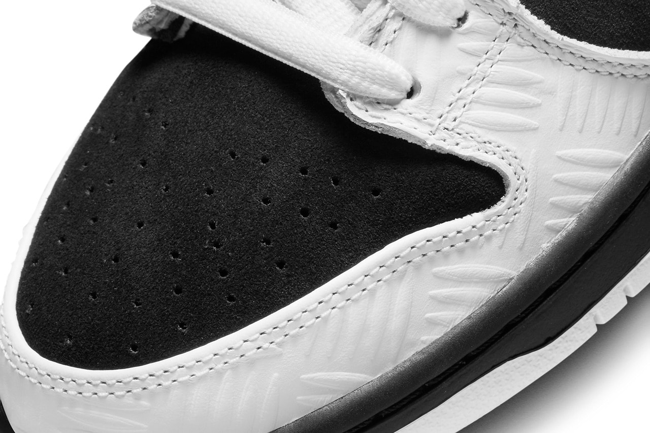 TIGHTBOOTH x Nike SB Dunk Low Pro「Black and White」正式登場