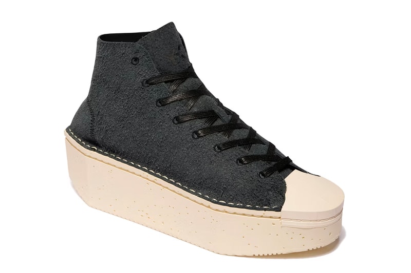 Y-3 正式推出全新「KYASU」鞋款