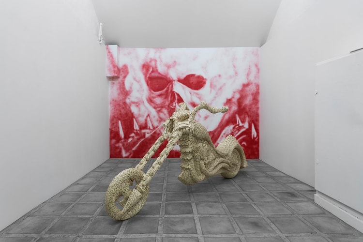 藝術家 Yan Posadsky 使用 5 萬支火柴打造《惡靈戰警 Ghost Rider》骷髏重型機車