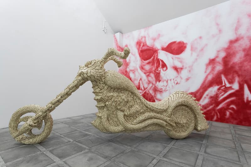 藝術家 Yan Posadsky 使用 5 萬支火柴打造《惡靈戰警 Ghost Rider》骷髏重型機車