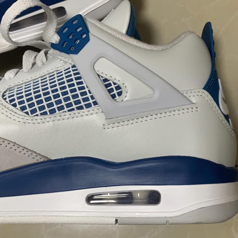 率先近賞 Air Jordan 4 初始配色「Military Blue」