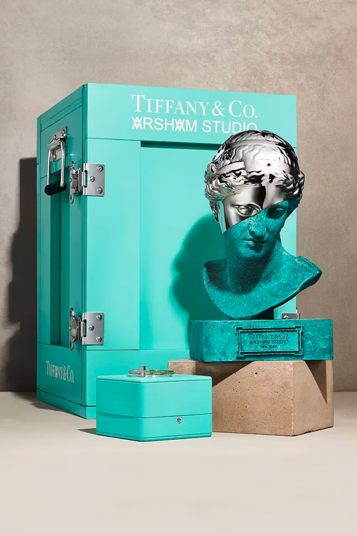 Tiffany & Co. 再度攜手 Daniel Arsham 打造全新聯名系列