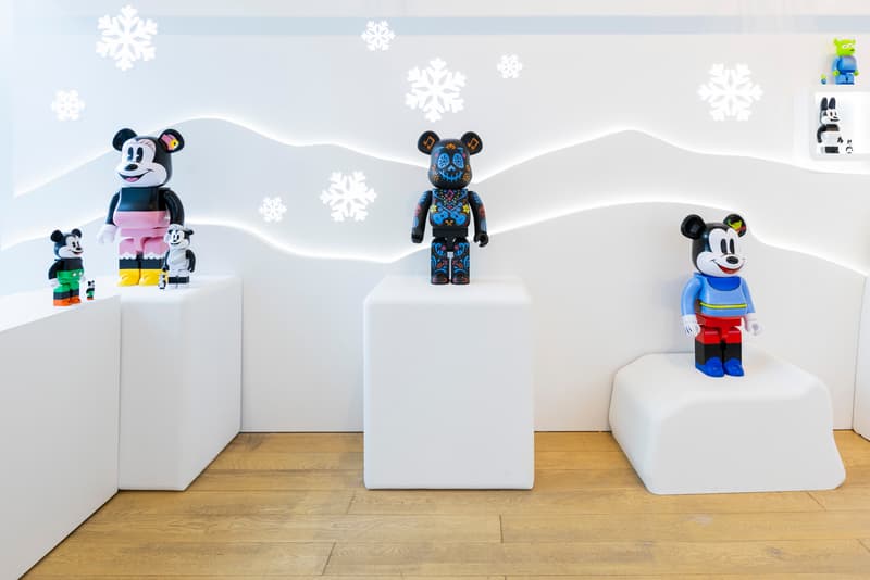 海港城與 MEDICOM TOY 最新「Disney 100 CHRISTMAS LOVE 2000% UP BEARBRICK UP」開催