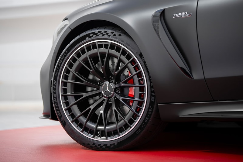 Mercedes-AMG 正式發表全新 CLE 53 Coupe 車型