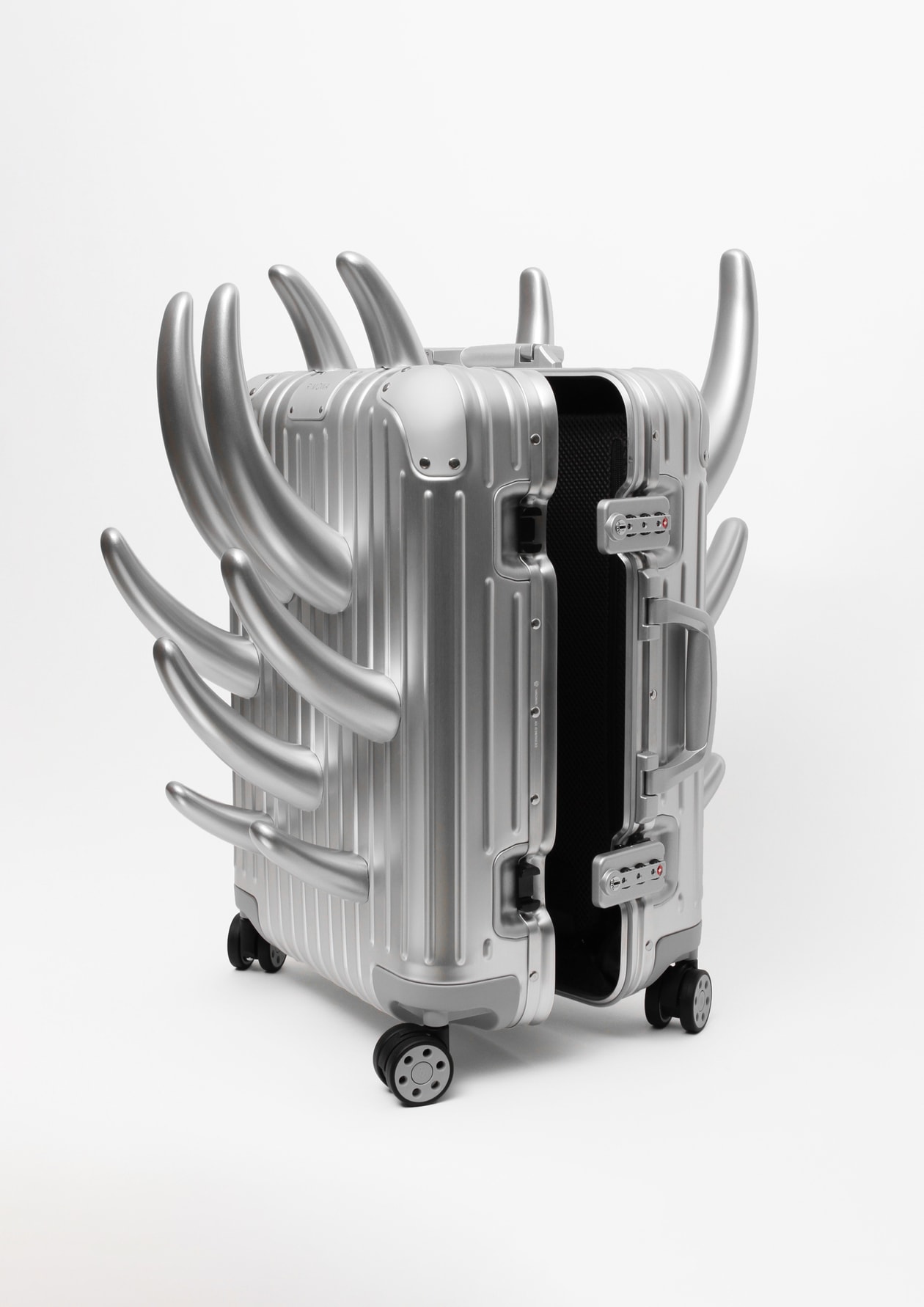 走進 RIMOWA 125 週年巡迴紀念展覽《SEIT 1898》最終站