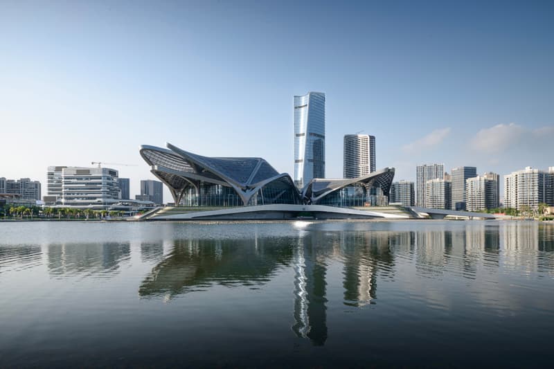 走進 Zaha Hadid 建築事務所打造全新藝術中心 Zhuhai Jinwan Civic Art Centre