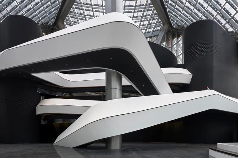 走進 Zaha Hadid 建築事務所打造全新藝術中心 Zhuhai Jinwan Civic Art Centre