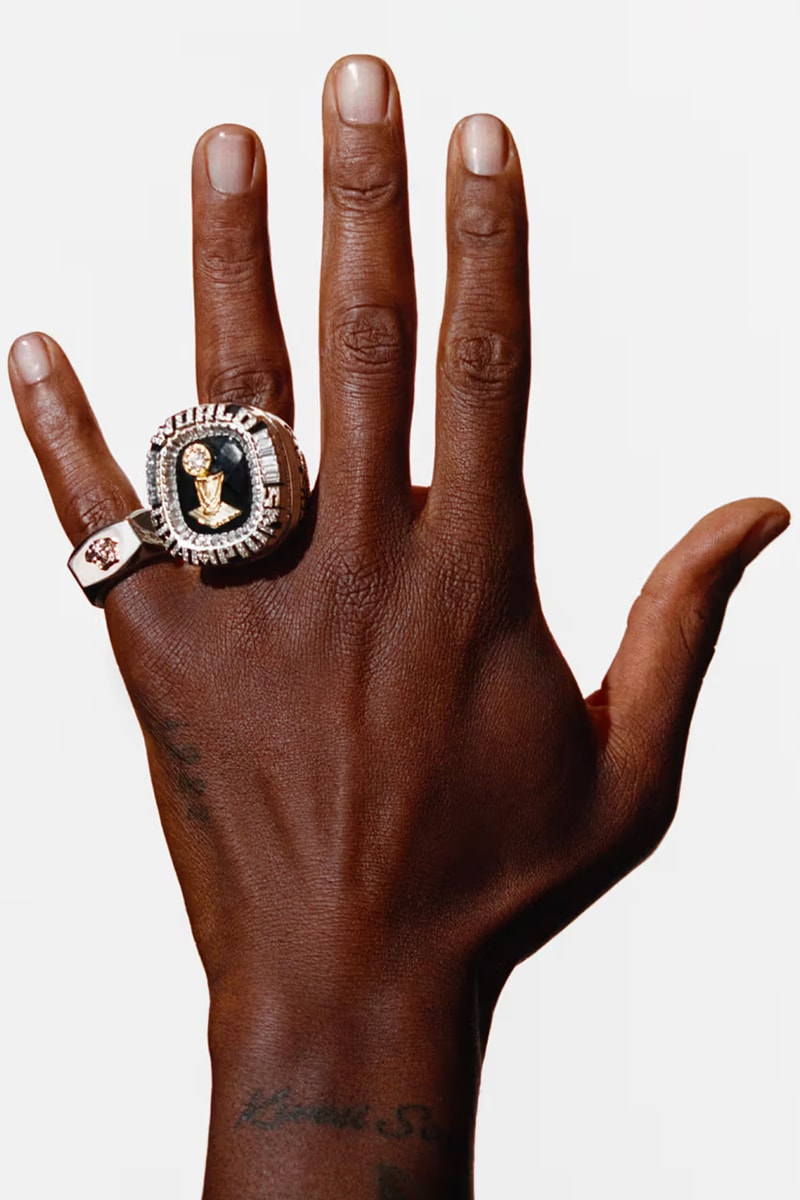 Dwyane Wade 再度演繹 Versace 最新眼鏡系列形象廣告