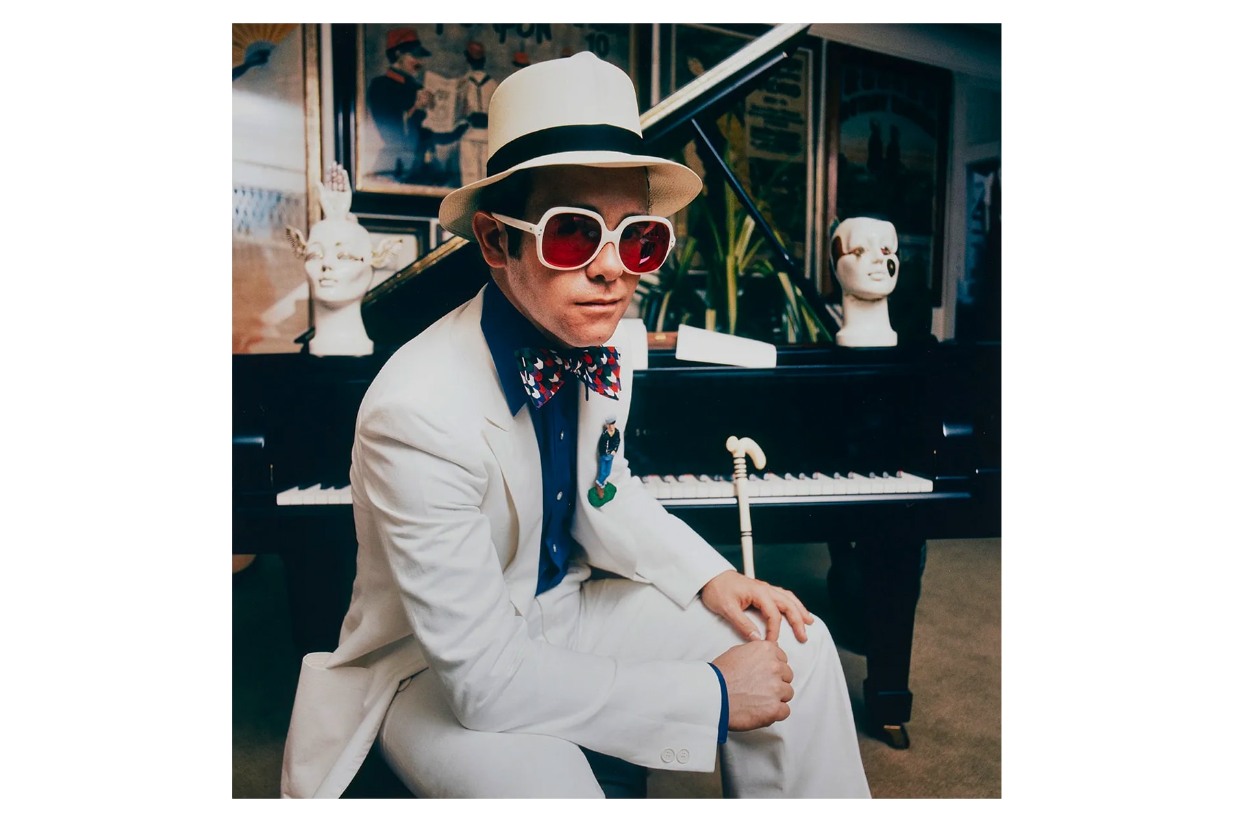 總估價破 $1 千萬美元！Elton John 正式拍賣 900 件收藏選物