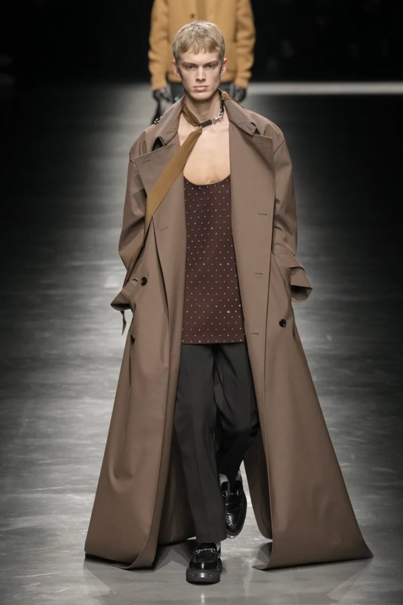 Sabato De Sarno 首次執掌 Gucci 2024 秋冬男裝時尚大秀《GUCCI ANCORA》