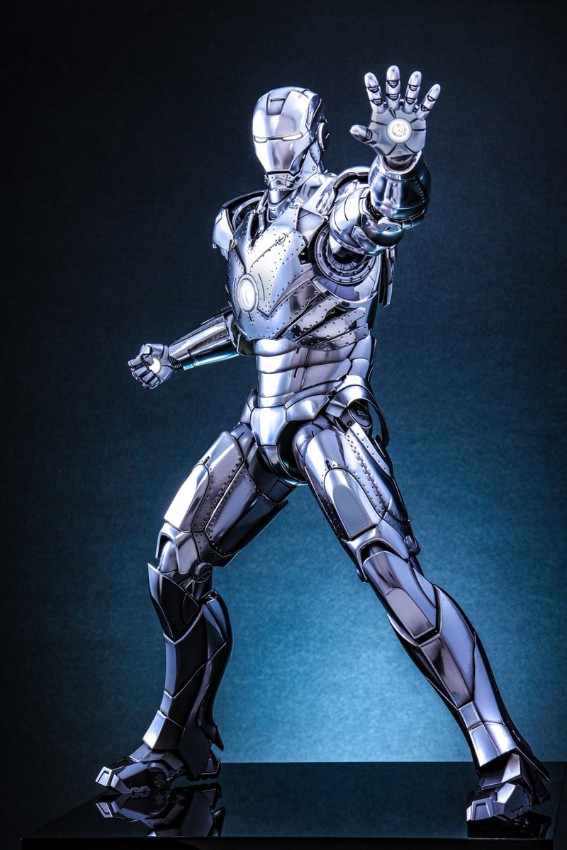 Hot Toys 最新 Iron Man Mark II(2.0)全新合金版本登場
