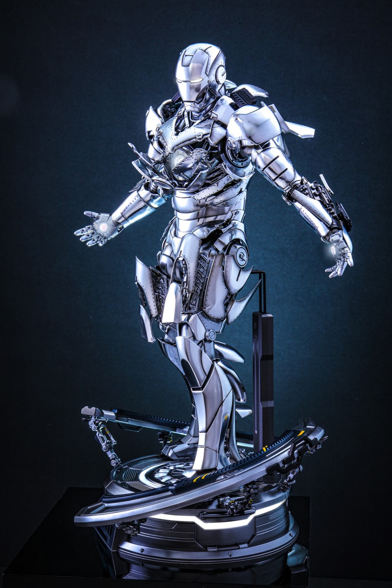 Hot Toys 最新 Iron Man Mark II（2.0）全新合金版本登場