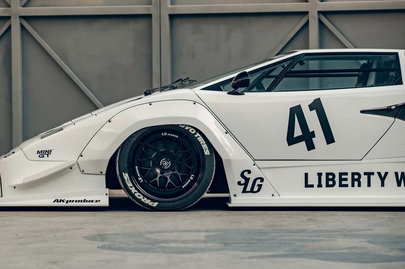 Liberty Walk 打造 Lamborghini Countach 全新寬體改裝車型