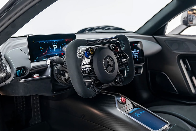 稀有千匹馬力合法街車 Mercedes-AMG ONE 現身市場標價 $540 萬美元