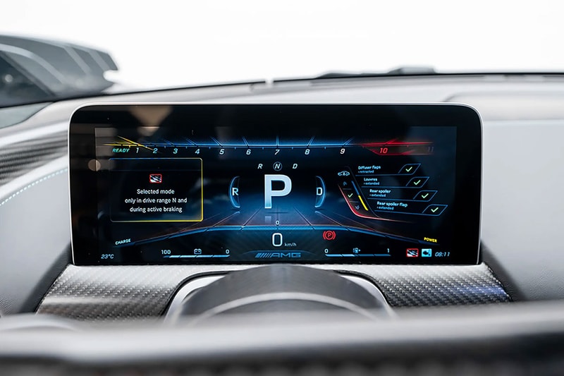 稀有千匹馬力合法街車 Mercedes-AMG ONE 現身市場標價 $540 萬美元