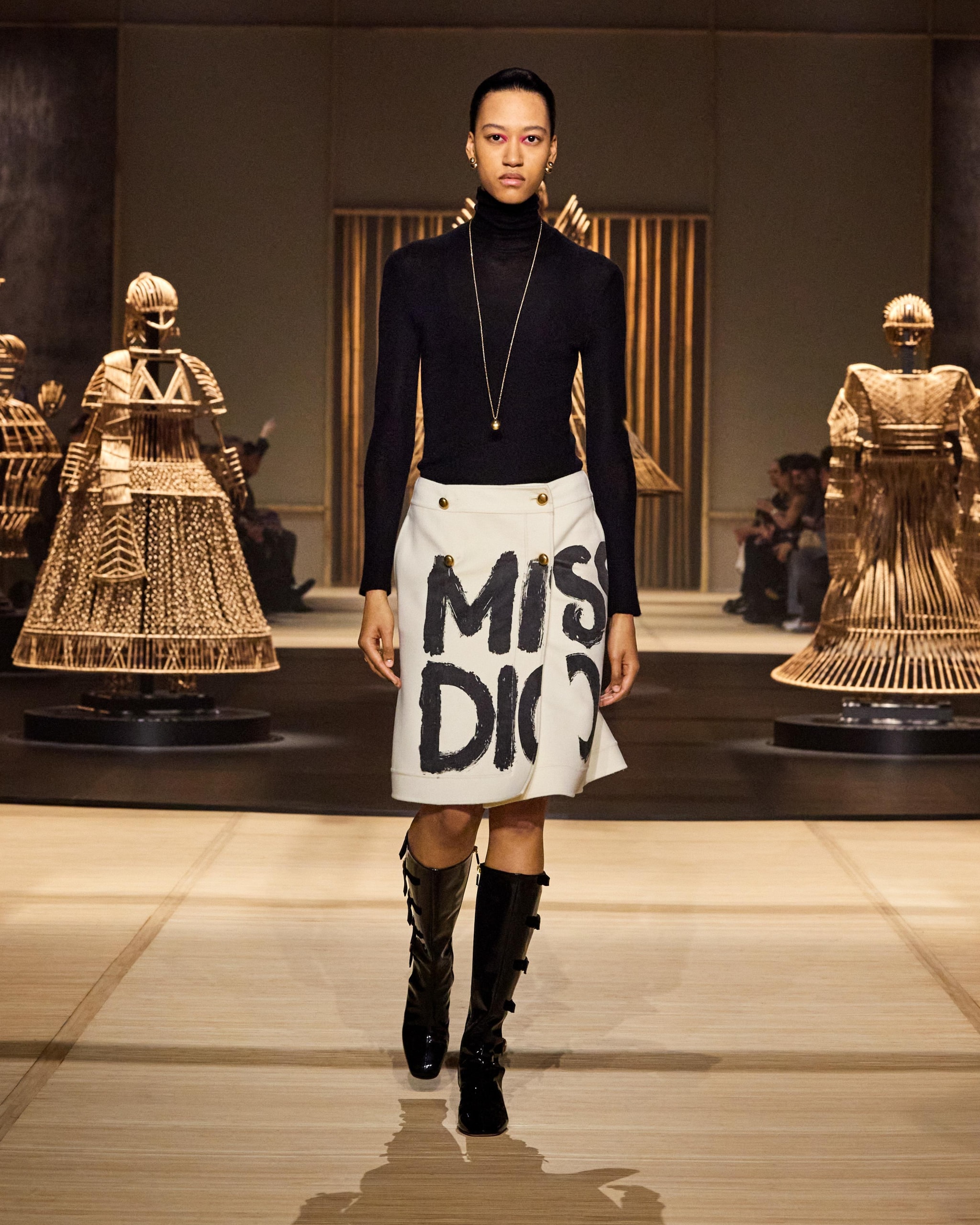 Dior 正式發佈 2024 秋冬女裝系列大秀