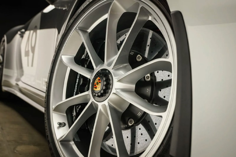 近乎全新車況 2019 Porsche 911 Speedster 正式展開拍賣