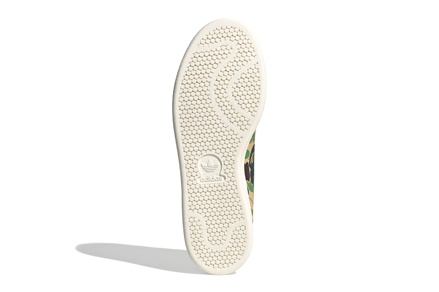 A BATHING APE® x adidas Stan Smith 全新聯名鞋款正式登場
