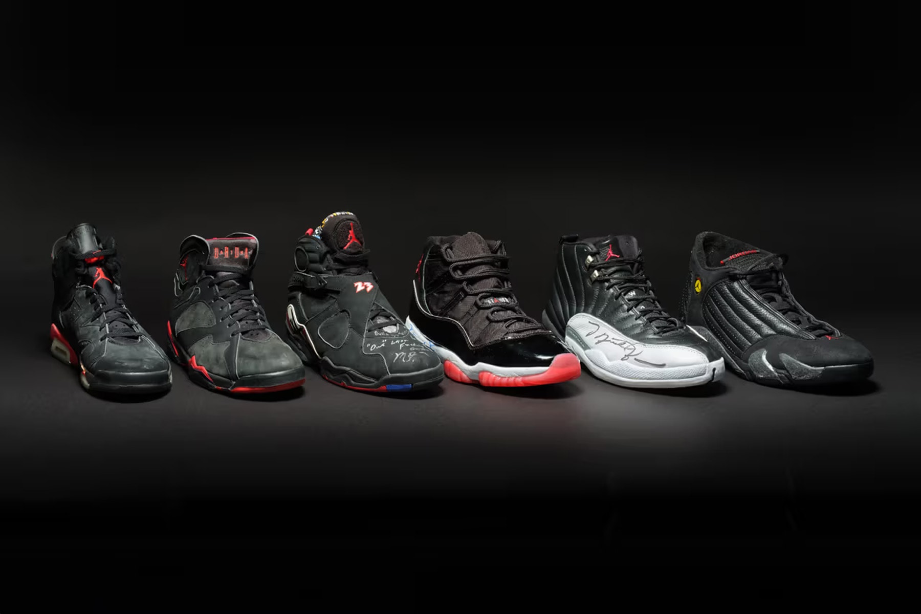 Michael Jordan 六次總冠軍戰著用球鞋套裝以 $800 萬美元正式成交