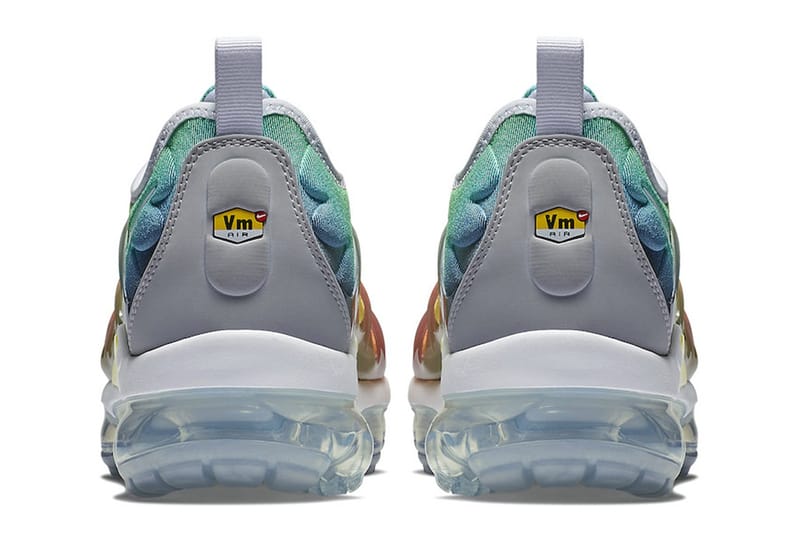 rainbow air vapormax plus