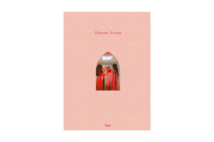 Rizzoli 攜手 Simone Rocha 推出全新綜合書籍《Simone Rocha》