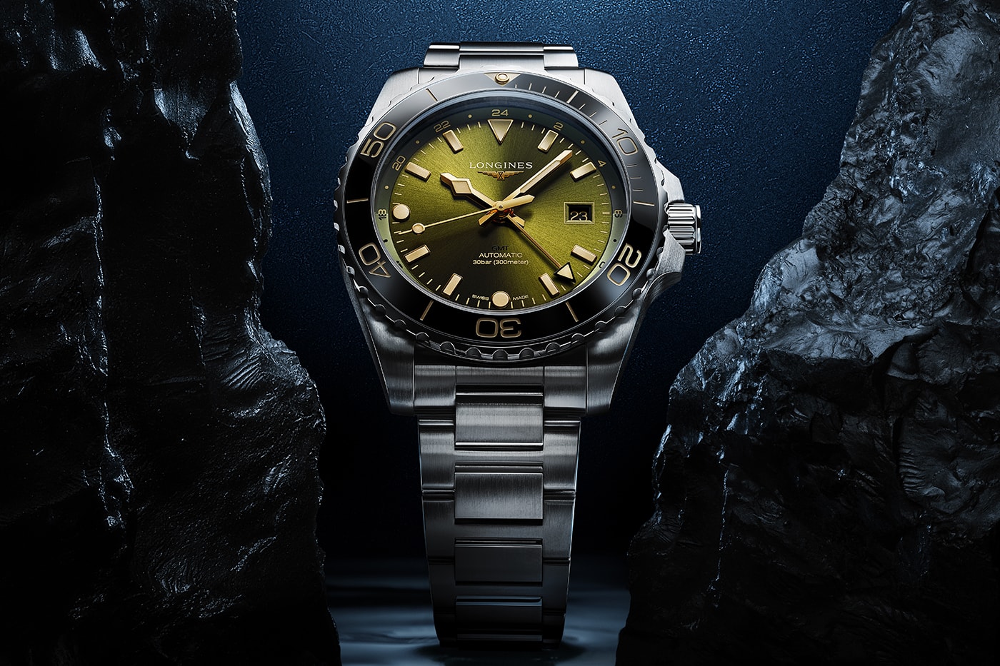 Longines 推出全新 43mm 尺寸 HydroConquest GMT 錶款