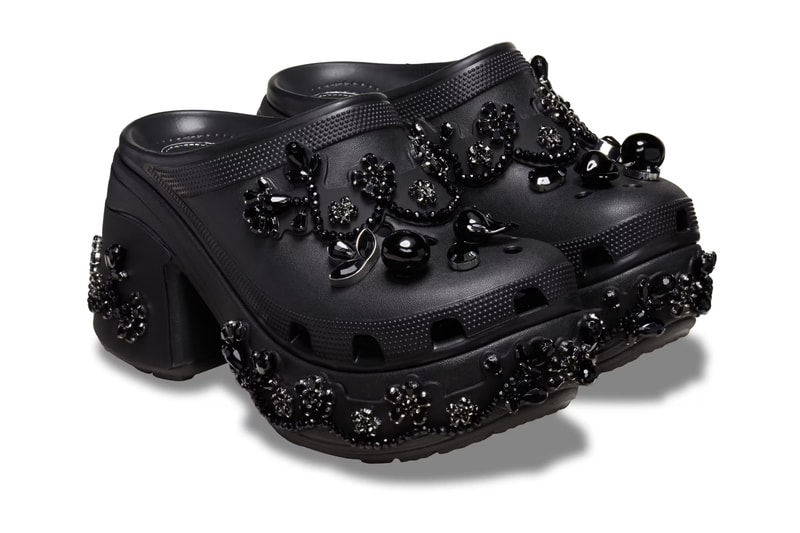 Crocs 攜手 Simone Rocha 推出全新聯名系列