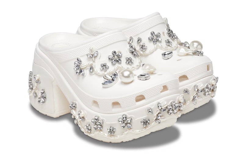 Crocs 攜手 Simone Rocha 推出全新聯名系列