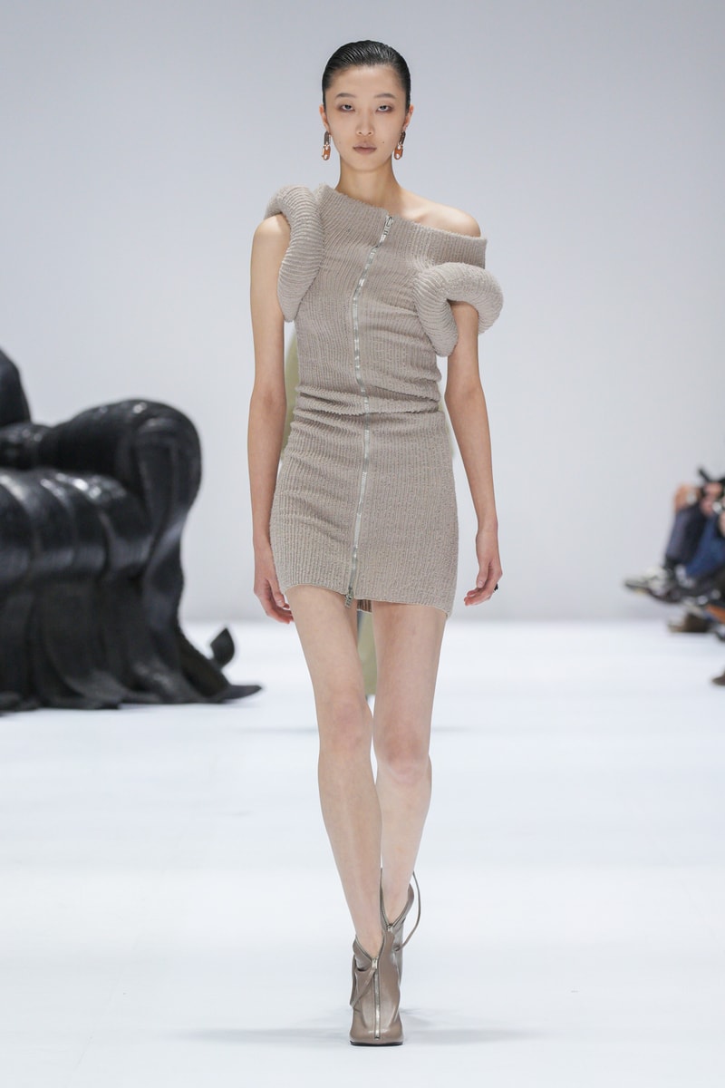 Acne Studios 正式發佈 2024 秋冬女裝系列大秀