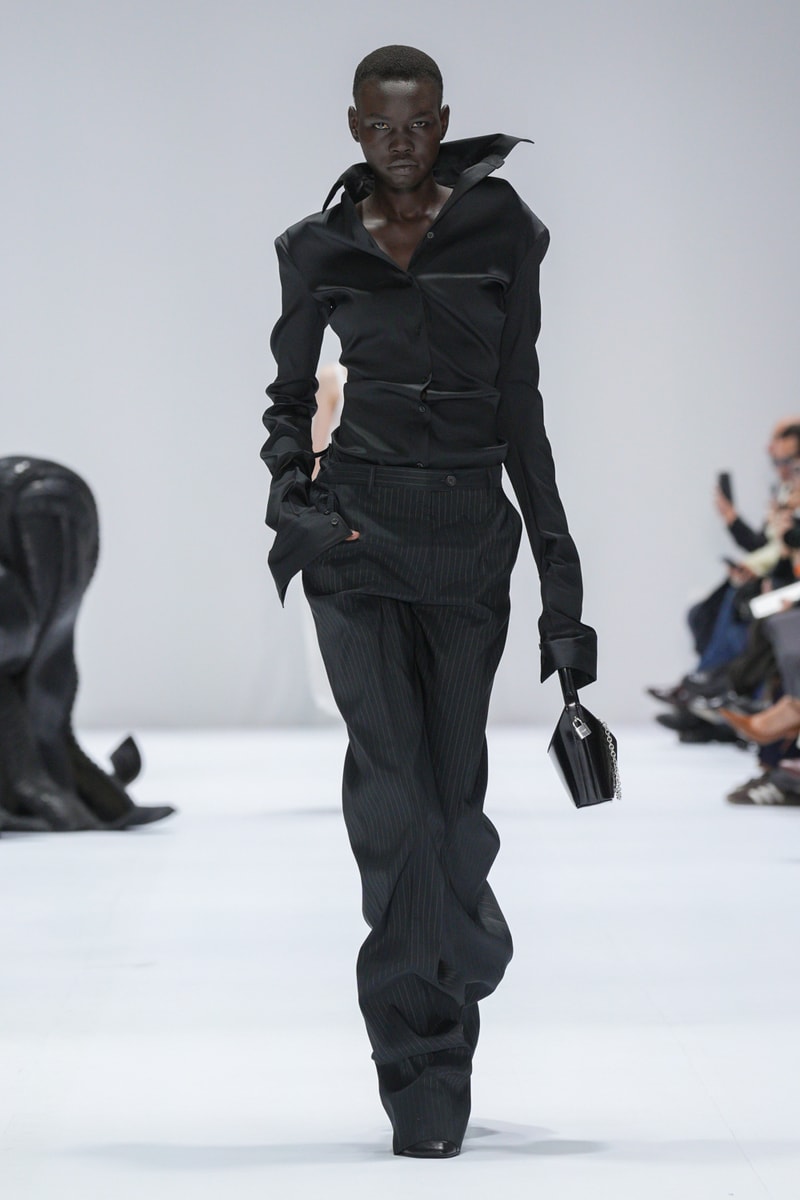Acne Studios 正式發佈 2024 秋冬女裝系列大秀