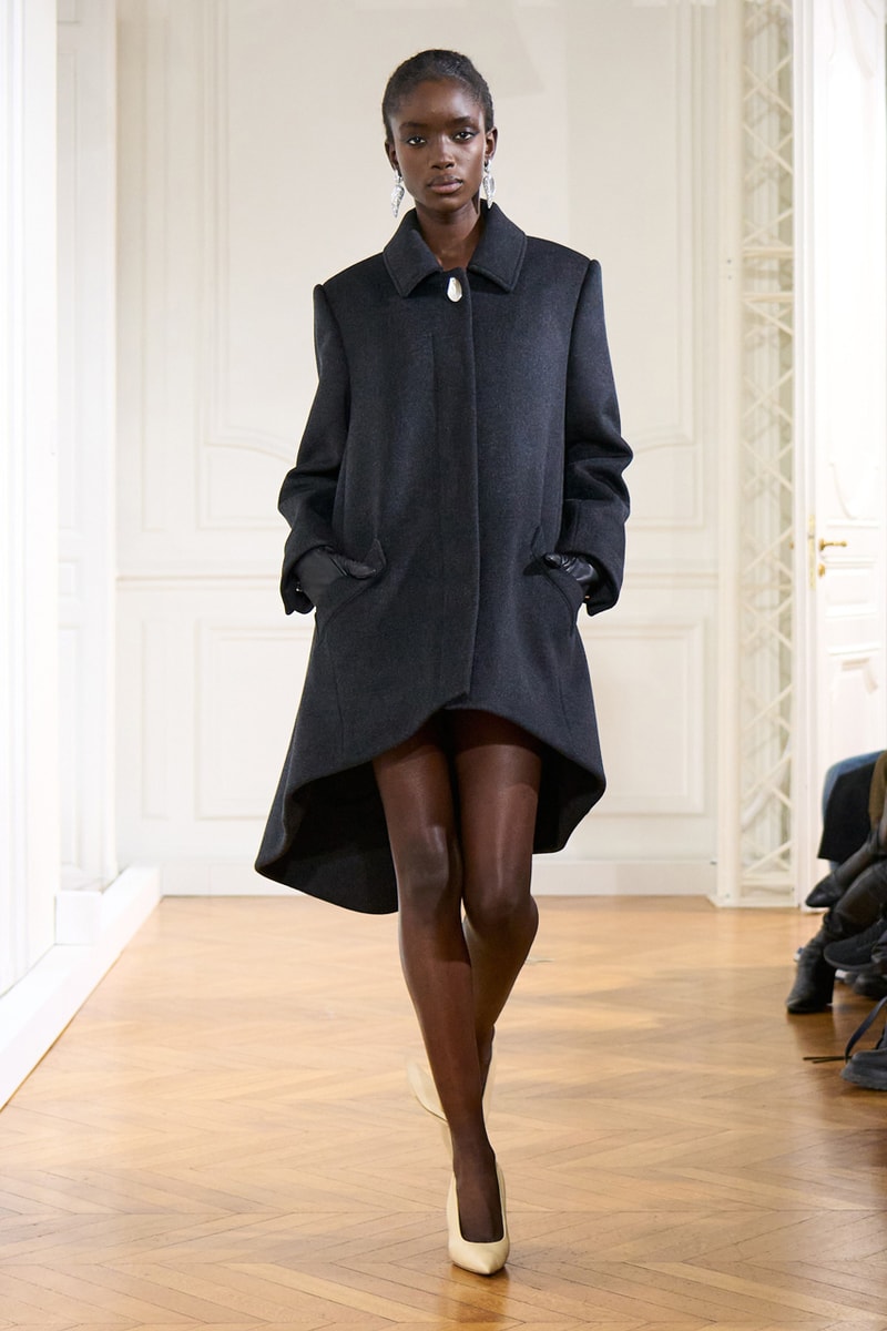 Givenchy 正式發佈 2024 秋冬女裝系列大秀