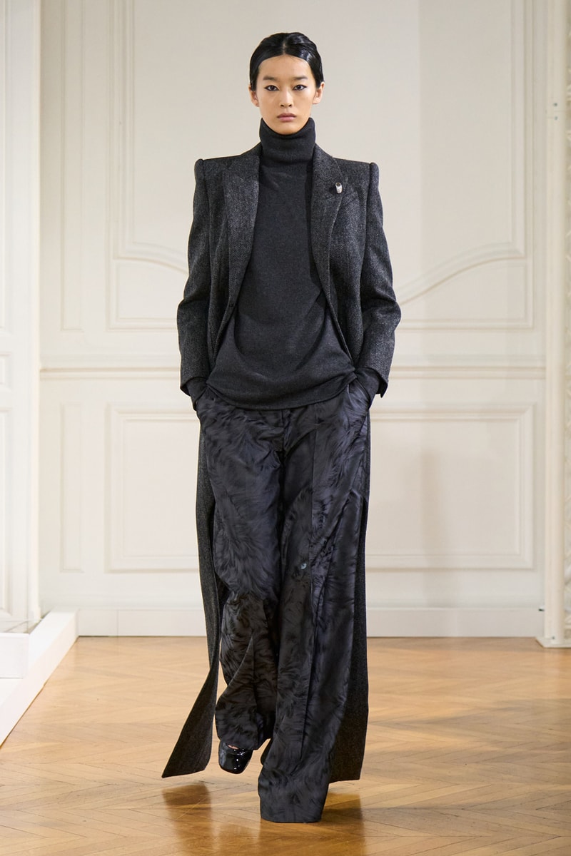 Givenchy 正式發佈 2024 秋冬女裝系列大秀