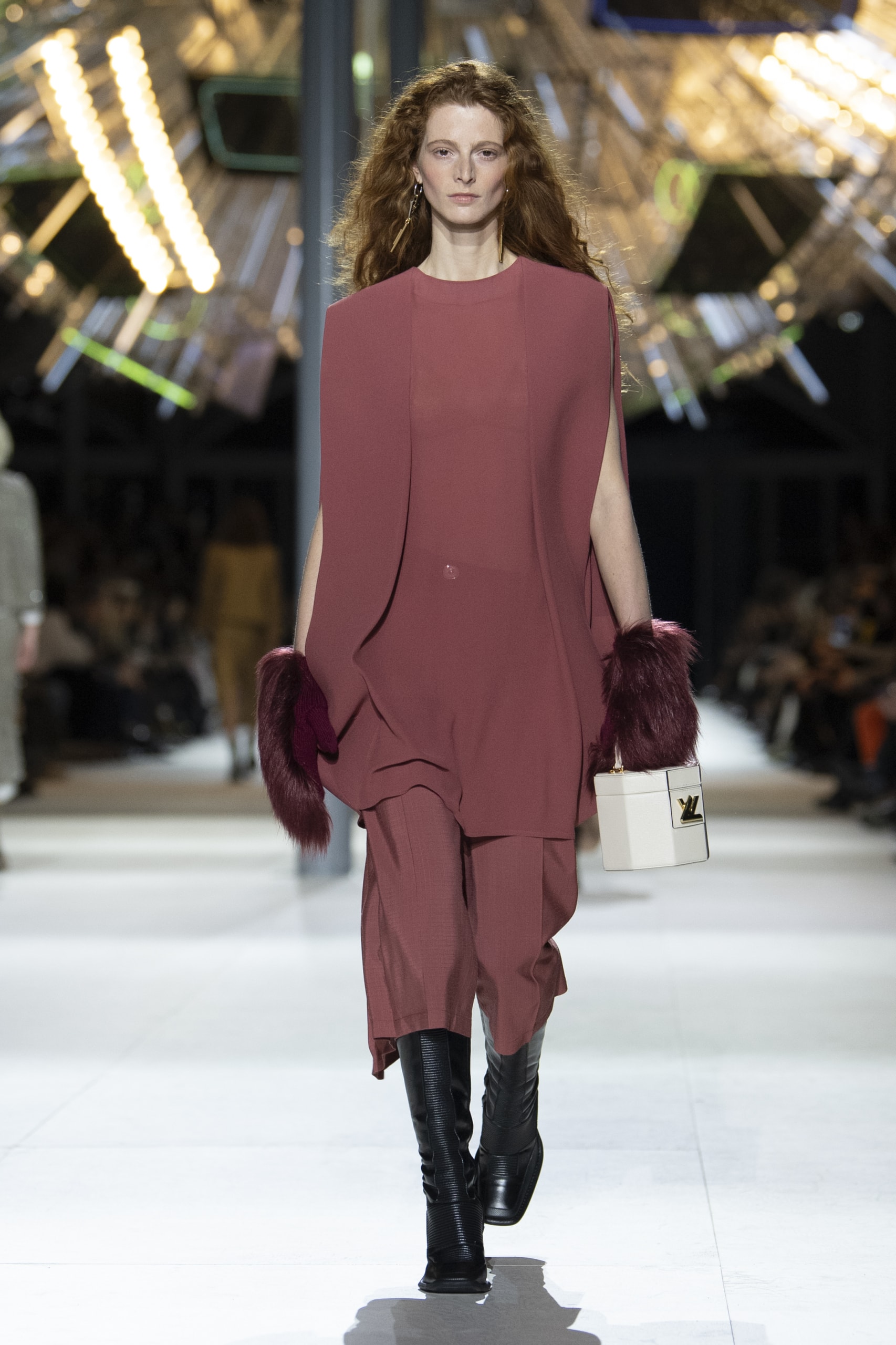 Louis Vuitton 2024 秋冬女裝系列大秀正式登場