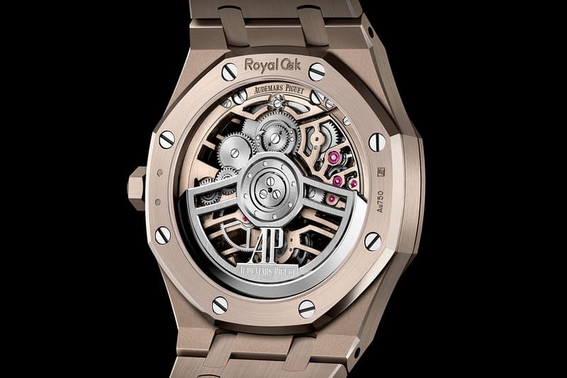 Audemars Piguet 正式推出首款「沙金」材質全新 Royal Oak 錶款