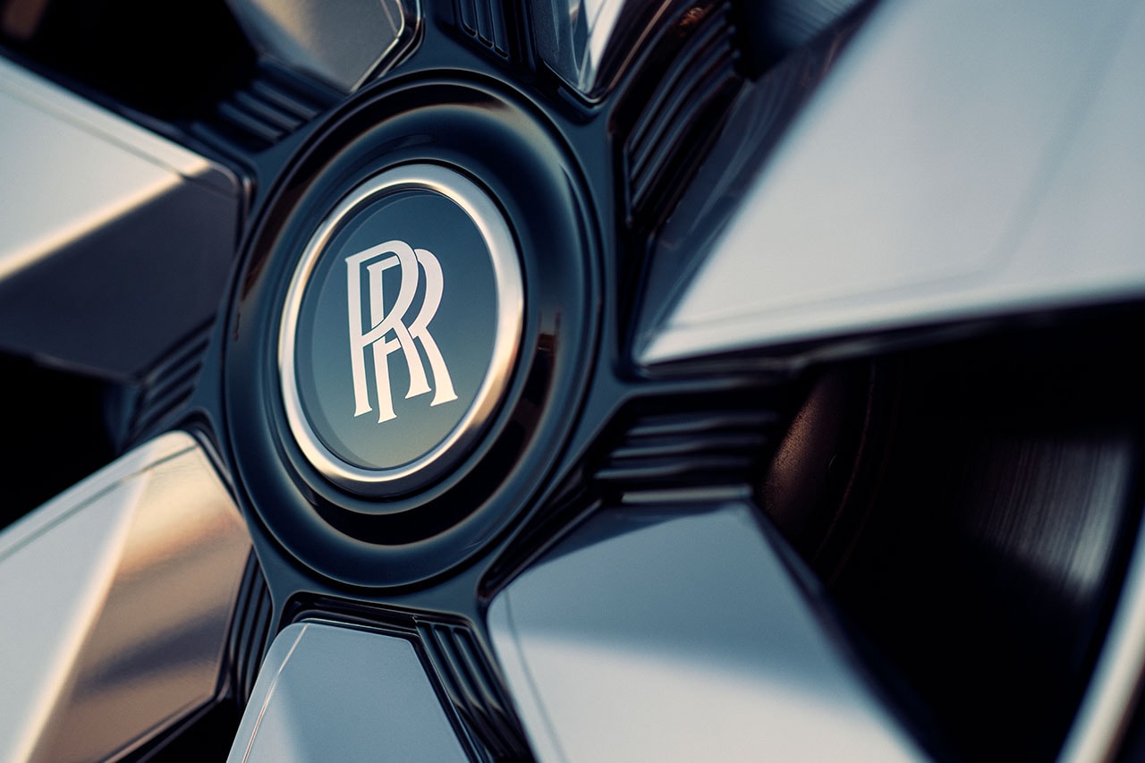 Rolls-Royce 正式發表全新定製車款「Arcadia Droptail」