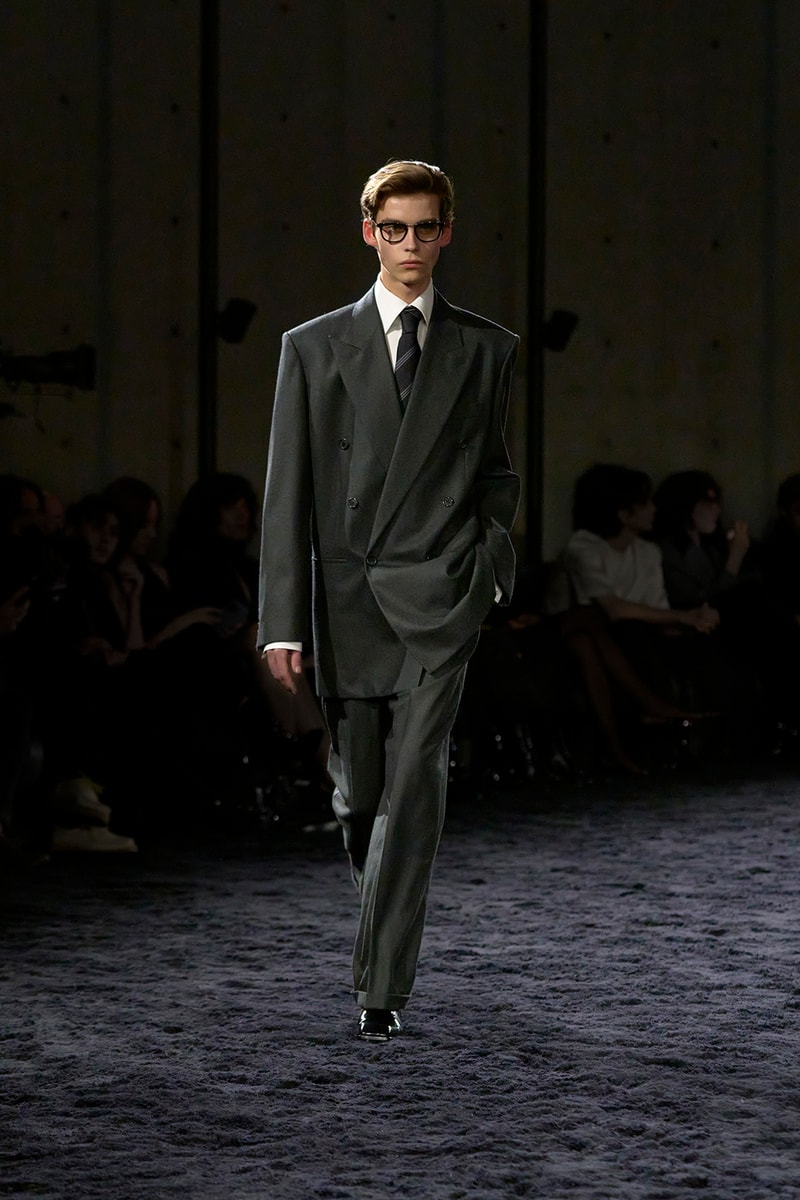 Anthony Vaccarello 執掌 Saint Laurent 2024 冬季男裝大秀正式登場