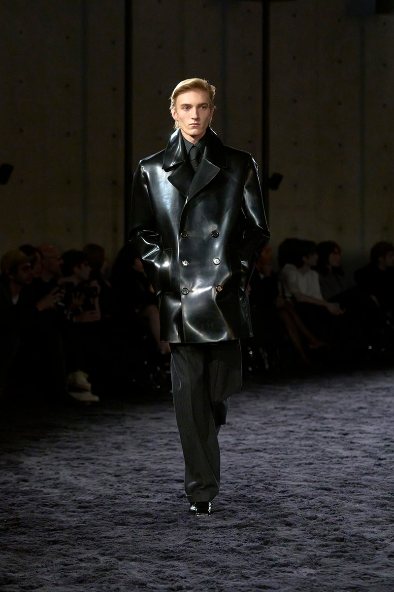 Anthony Vaccarello 執掌 Saint Laurent 2024 冬季男裝大秀正式登場