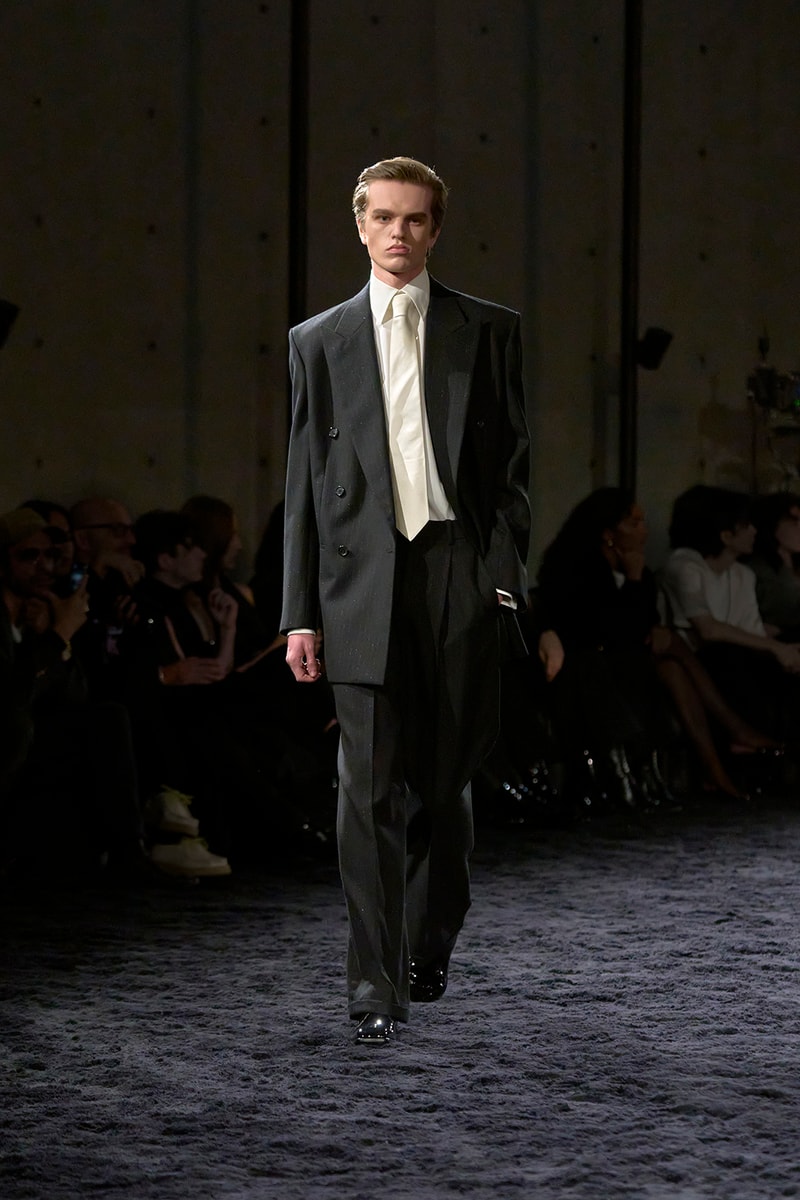 Anthony Vaccarello 執掌 Saint Laurent 2024 冬季男裝大秀正式登場