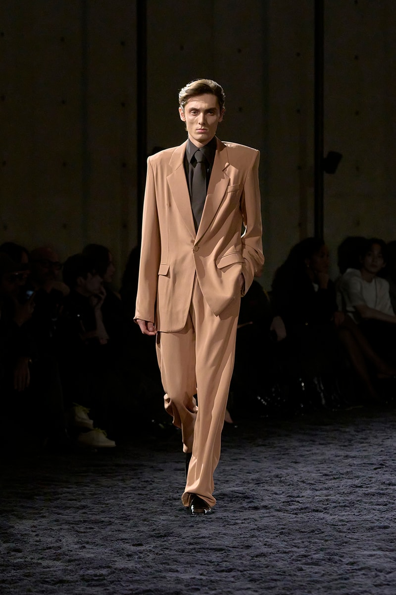 Anthony Vaccarello 執掌 Saint Laurent 2024 冬季男裝大秀正式登場