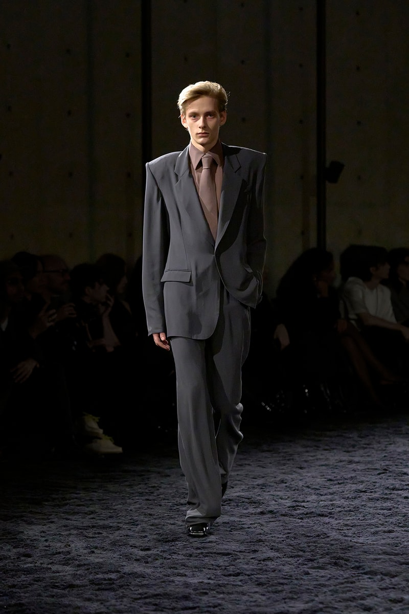 Anthony Vaccarello 執掌 Saint Laurent 2024 冬季男裝大秀正式登場