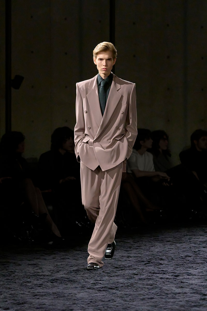 Anthony Vaccarello 執掌 Saint Laurent 2024 冬季男裝大秀正式登場