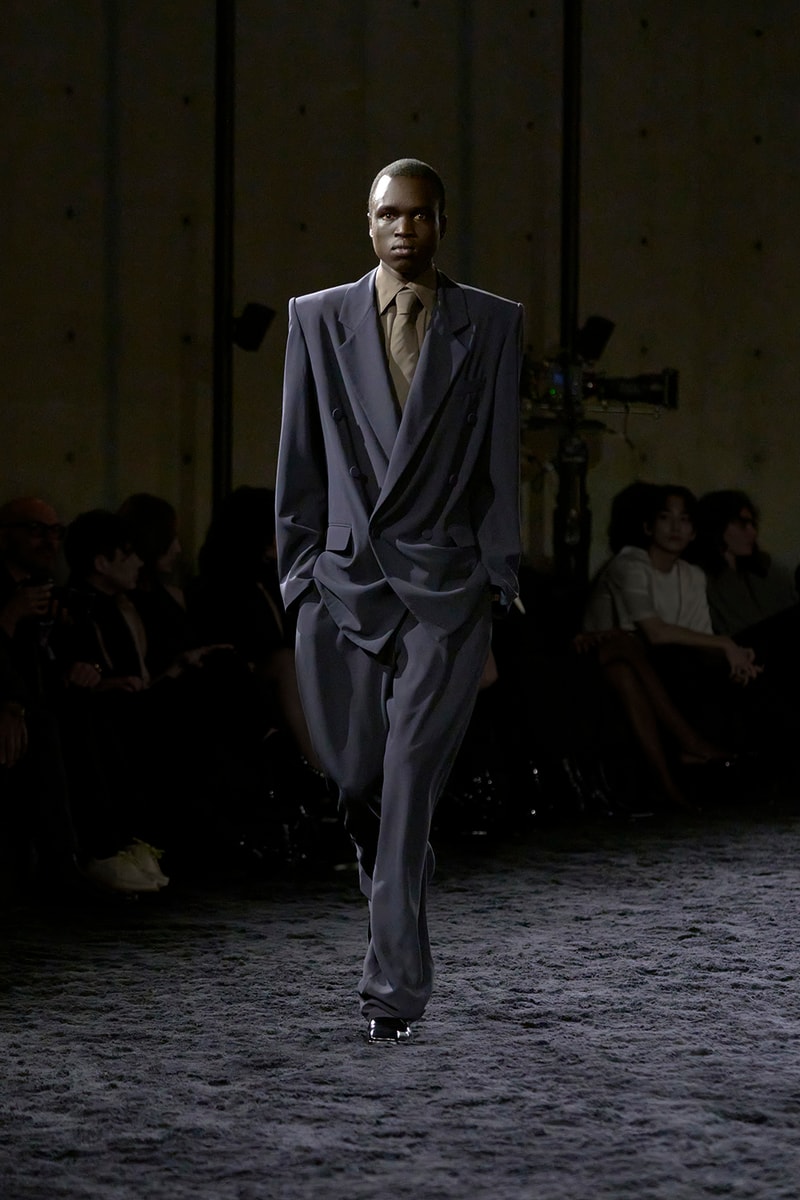 Anthony Vaccarello 執掌 Saint Laurent 2024 冬季男裝大秀正式登場