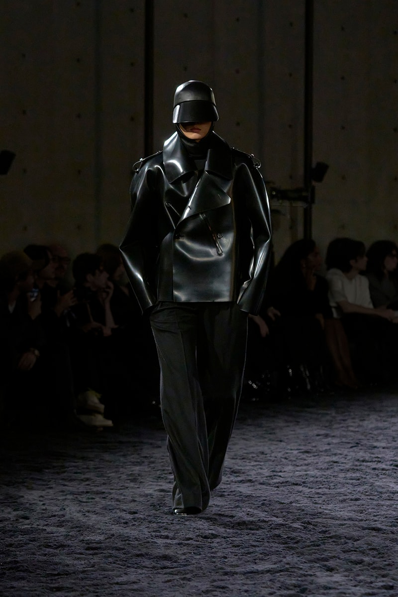 Anthony Vaccarello 執掌 Saint Laurent 2024 冬季男裝大秀正式登場