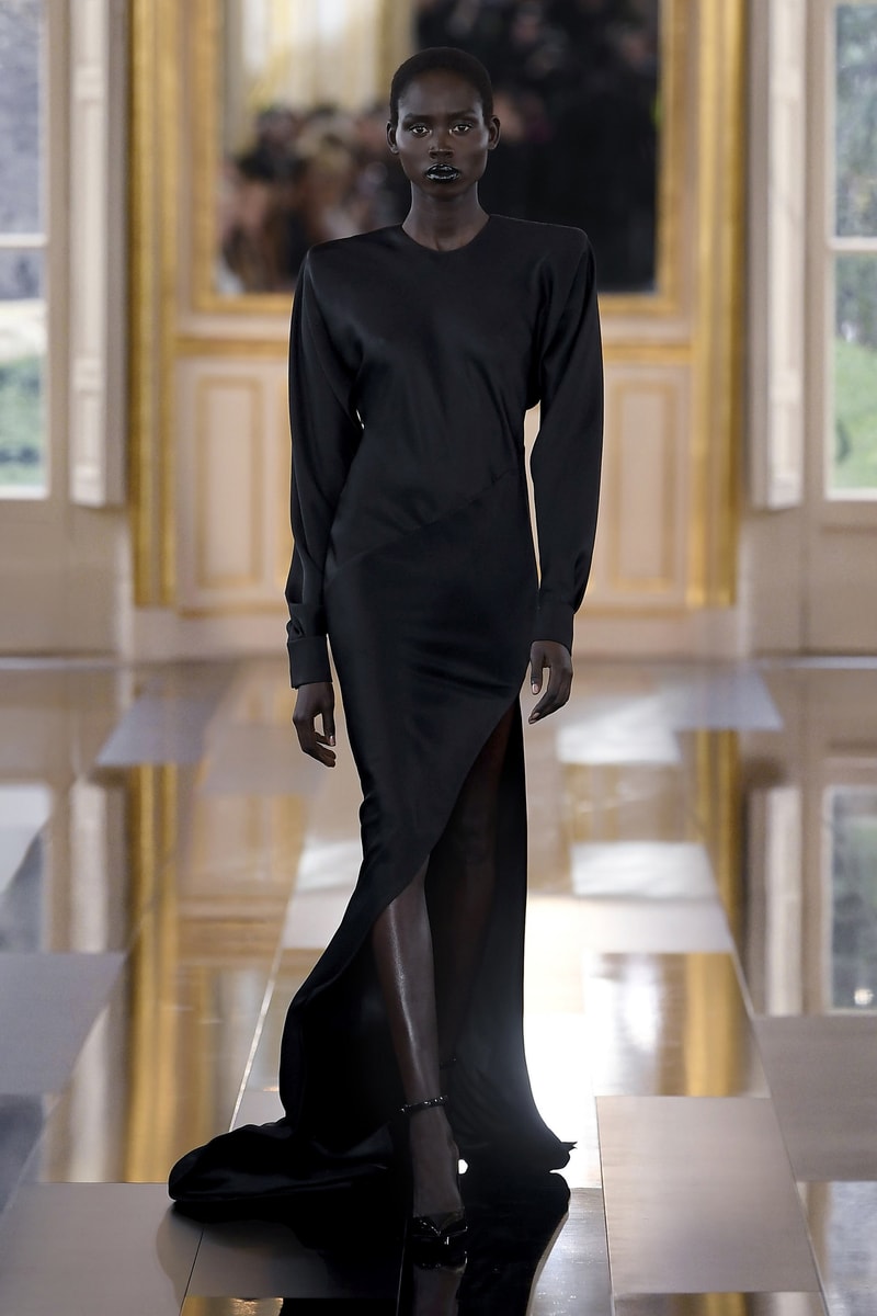 Valentino 2024 秋冬系列大秀登場