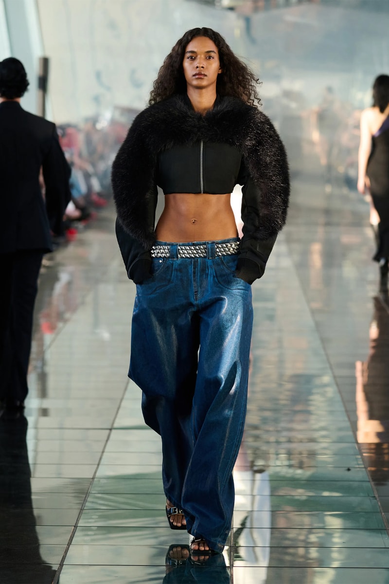 Dion Lee 2024 秋季系列大秀正式登場