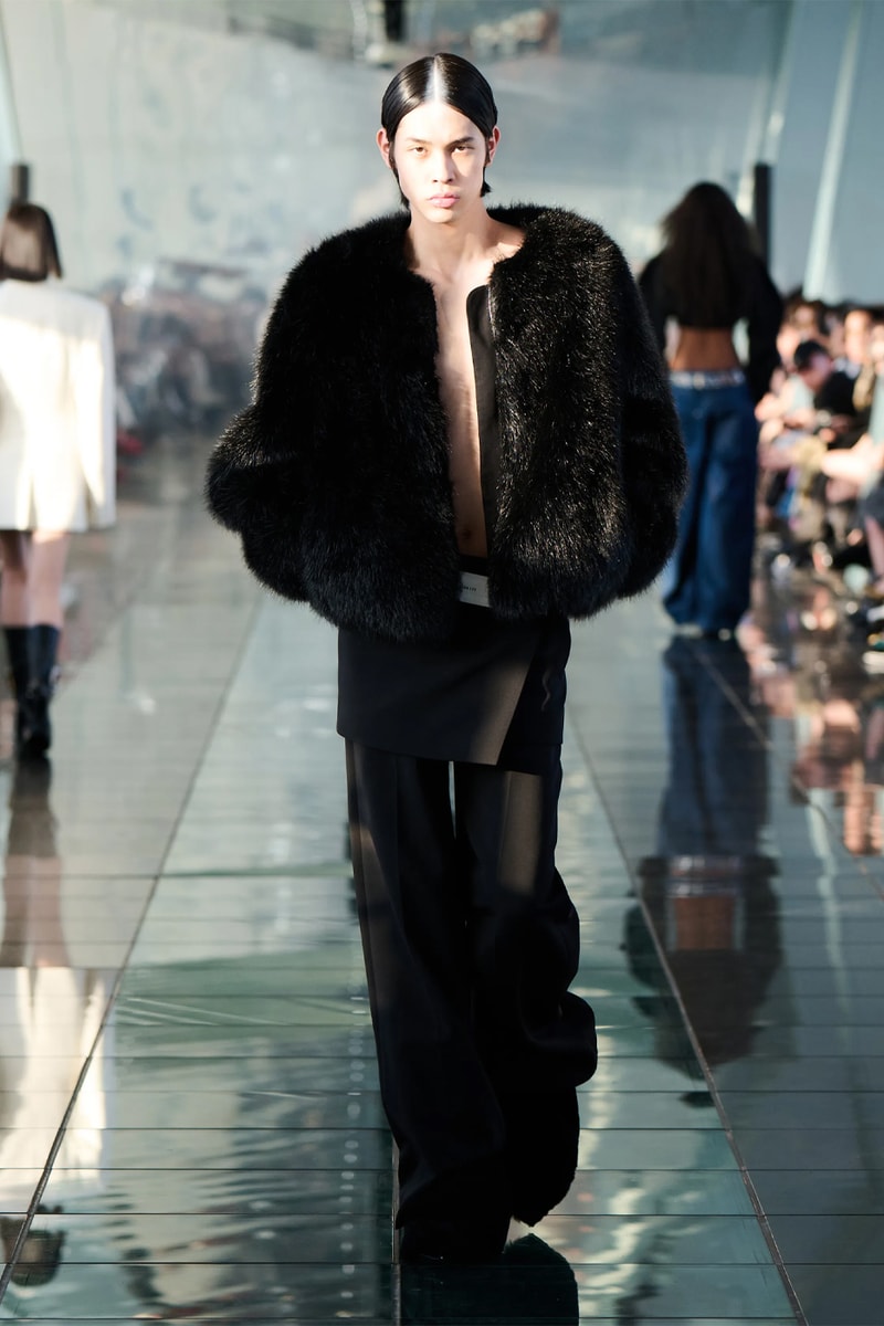Dion Lee 2024 秋季系列大秀正式登場