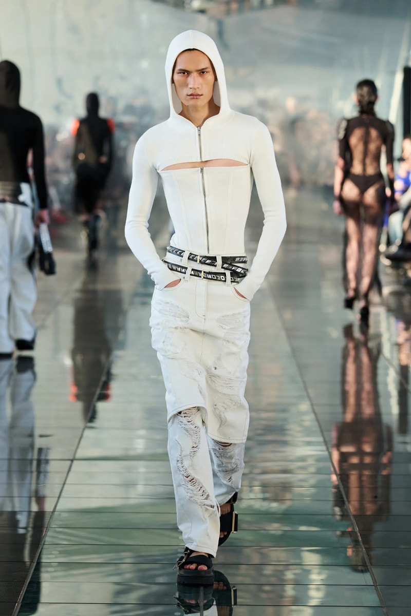 Dion Lee 2024 秋季系列大秀正式登場