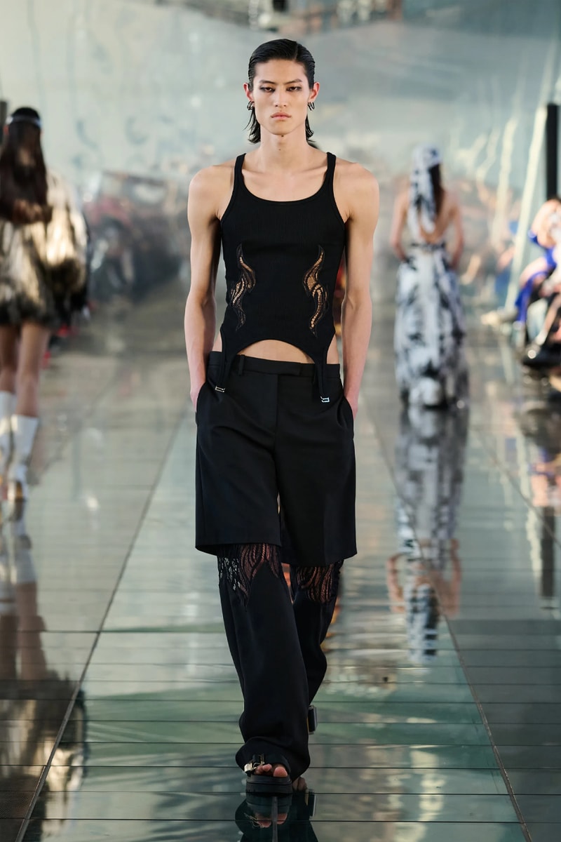 Dion Lee 2024 秋季系列大秀正式登場